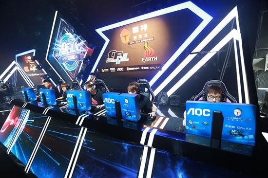 步崭露头角 步崭露头角